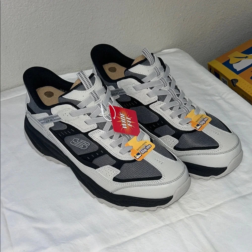 Skechers Men's Black and Gray Athletic Sneakers